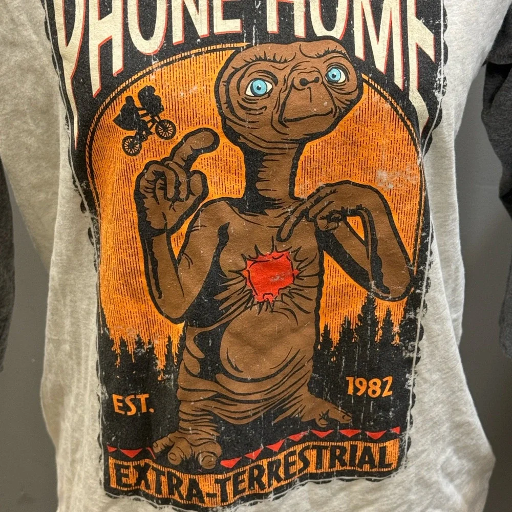 Universal youth tee